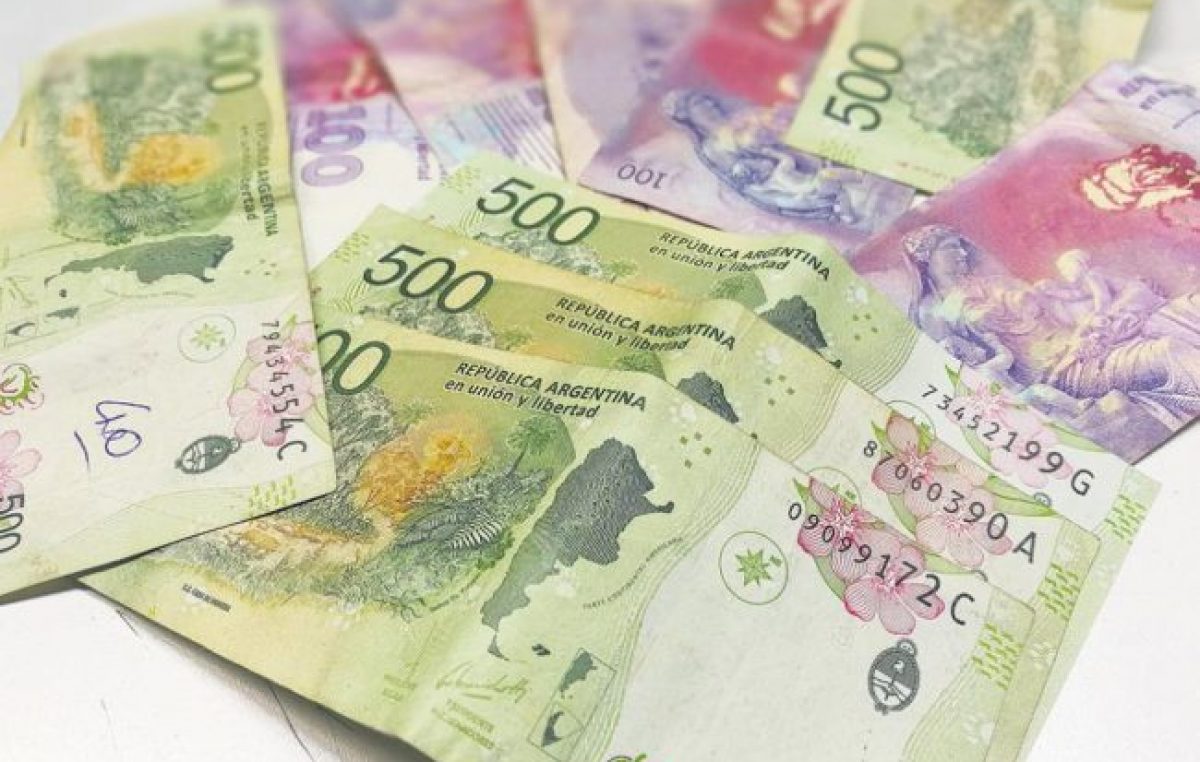 El rojo aumenta por el pago de intereses