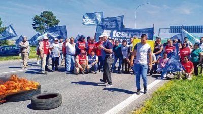 Después del corte de la autopista, los obreros de Maciel piden la conciliación