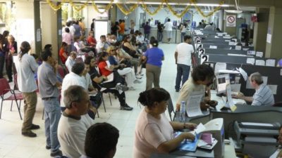 Dictan la conciliación en el conflicto de los municipales de Comodoro