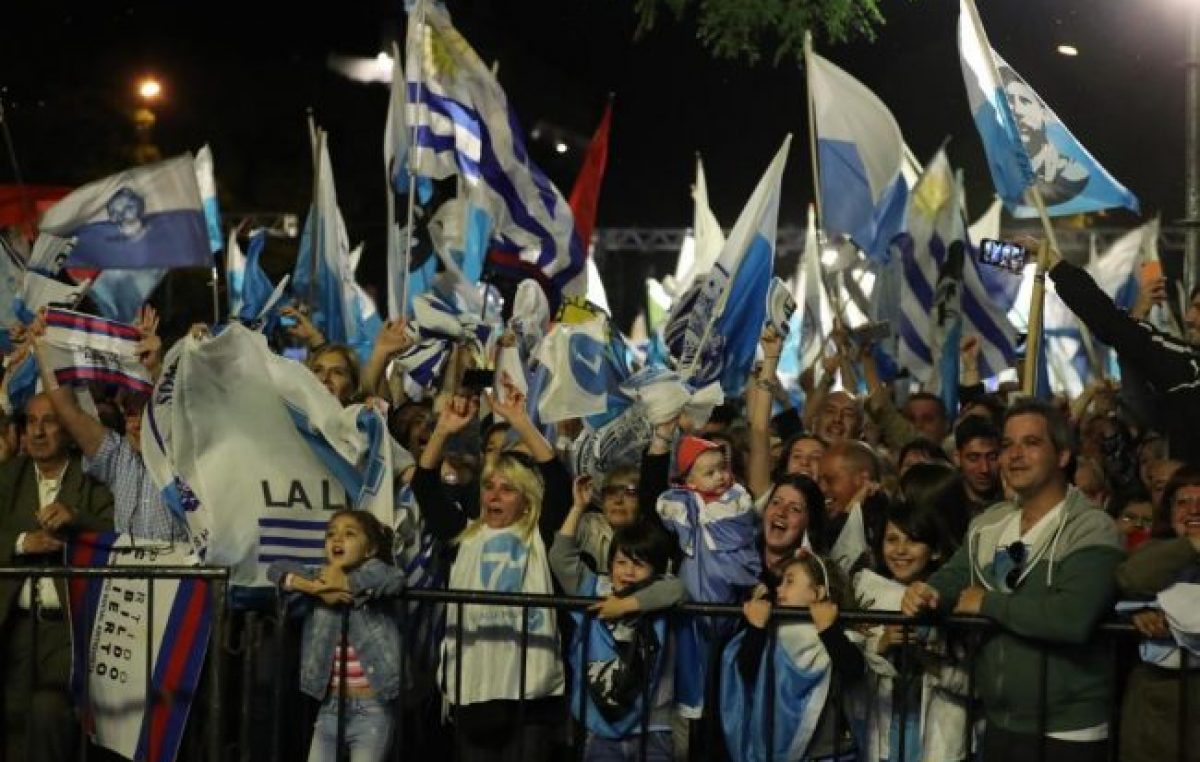 Paridad extrema en el ballottage uruguayo