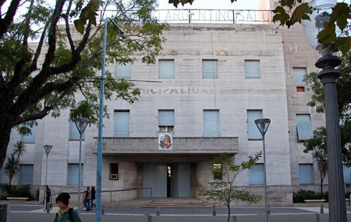 El Intendente de Concordia ratificó que se reduce el número de funcionarios y solo quedarán cinco secretarías