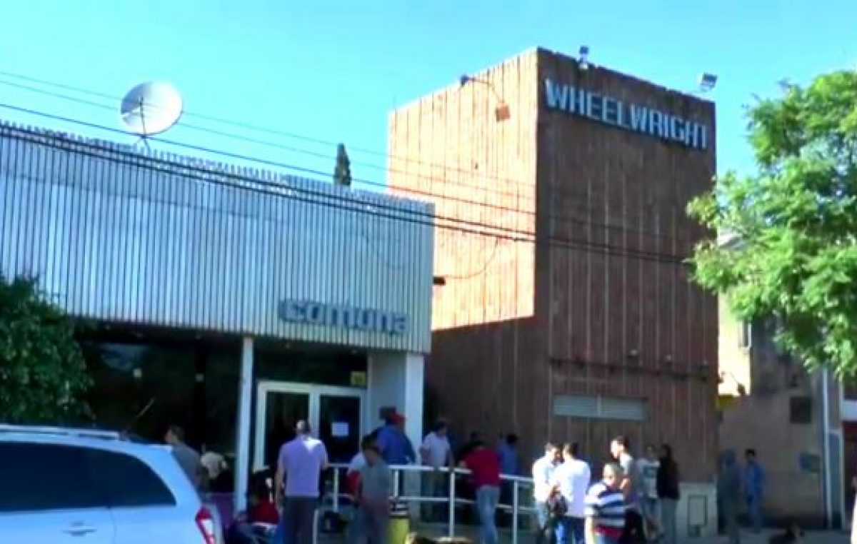 Funcionarios de Wheelwright resignan aguinaldo y congelan su sueldo para sortear la crisis