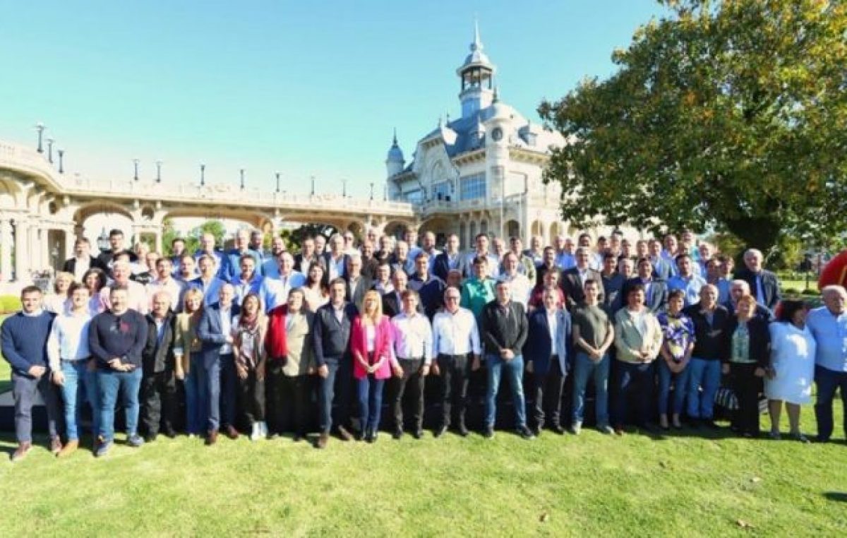Intendentes kirchneristas se “pusieron a disposición” de Kicillof y mandaron un mensaje el peronismo