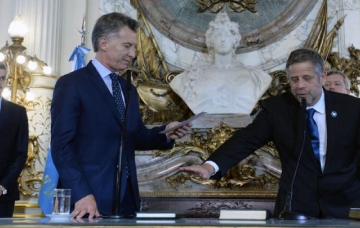 Como en provincia, Macri echó a su ministro de Salud por haber adherido al Protocolo de aborto no punible