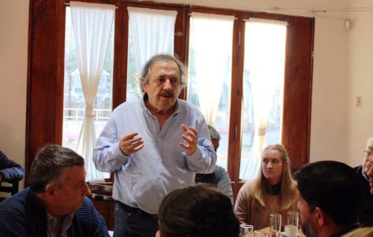 Alfonsín: «En los próximos años me imagino a la UCR haciendo radicalismo, no proísmo»