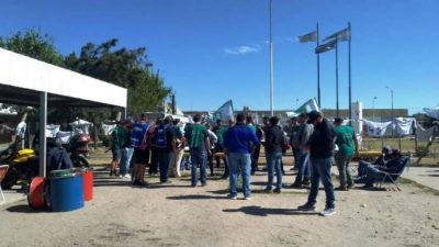Recreo: Inquietud de empleados de Arcor por la situación en otras fábricas del país