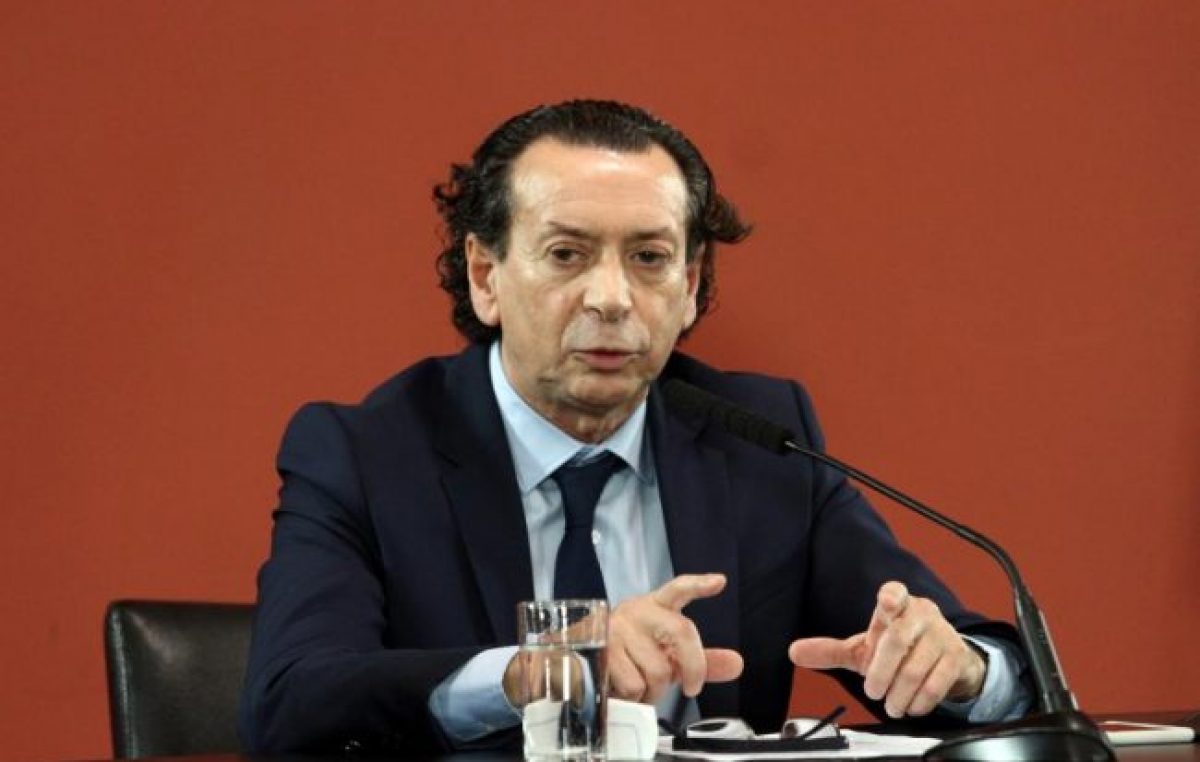 Sica tendrá que explicar si repartió planes sociales antes del 17 de octubre y con qué criterio