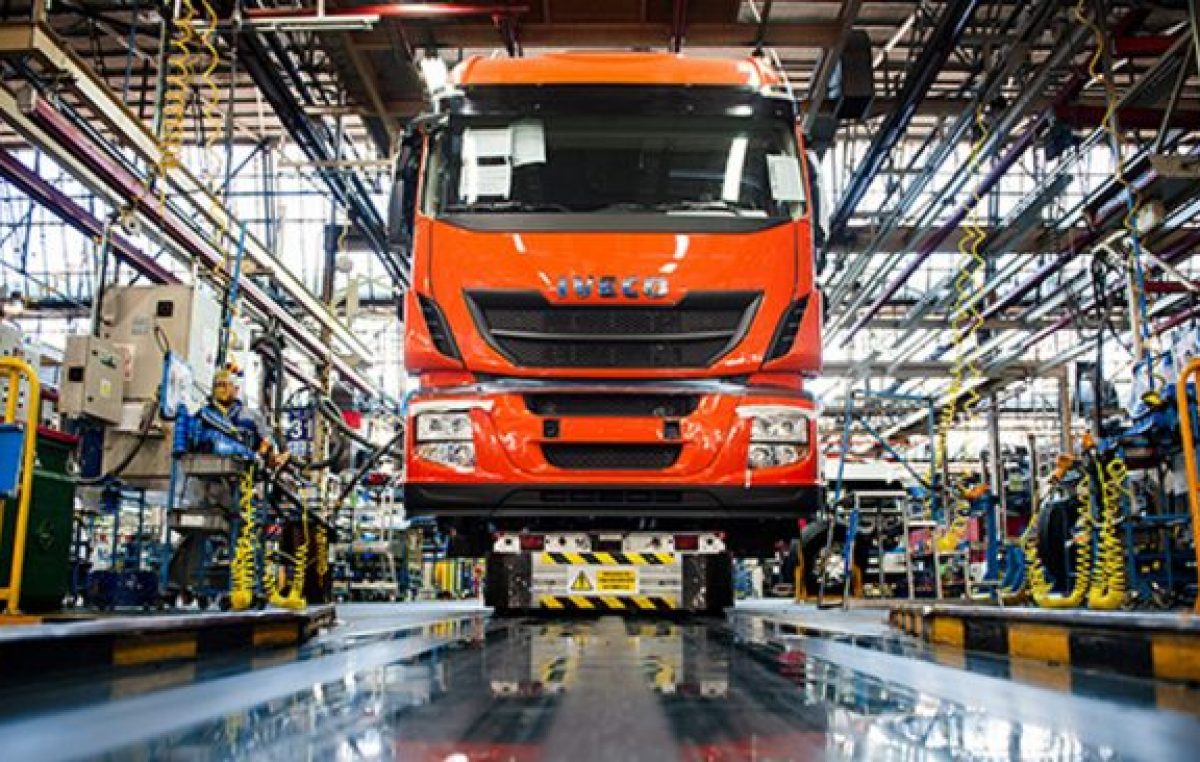 Iveco paraliza su fábrica de Córdoba hasta abril de 2020
