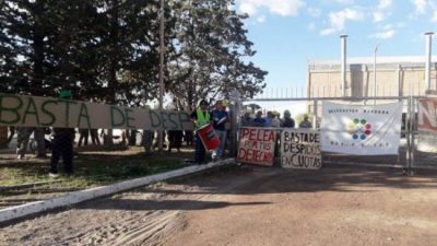 La fábrica más importante de Santa Rosa despide personal y hay preocupación