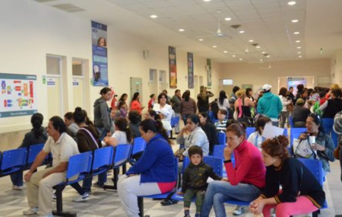 En el Conurbano, dos de cada diez familias dejaron de ir al médico por la crisis