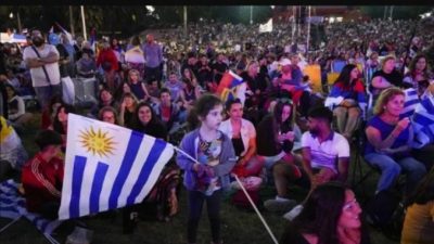 Uruguay: un ballottage de música ligera