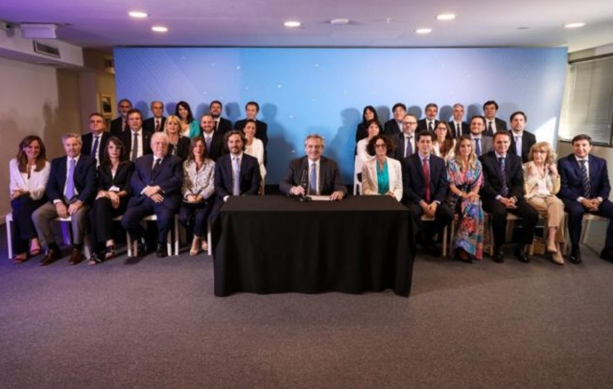 Fernández adelantó que creará el Consejo Económico y Social para enfrentar a «los que aumentan precios por las dudas»