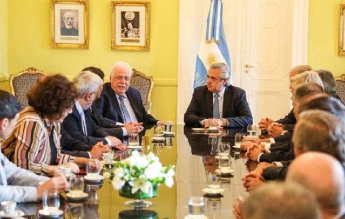 Quiénes son y cuánto cobran los “jubilados VIP” que ahora el gobierno busca limitar