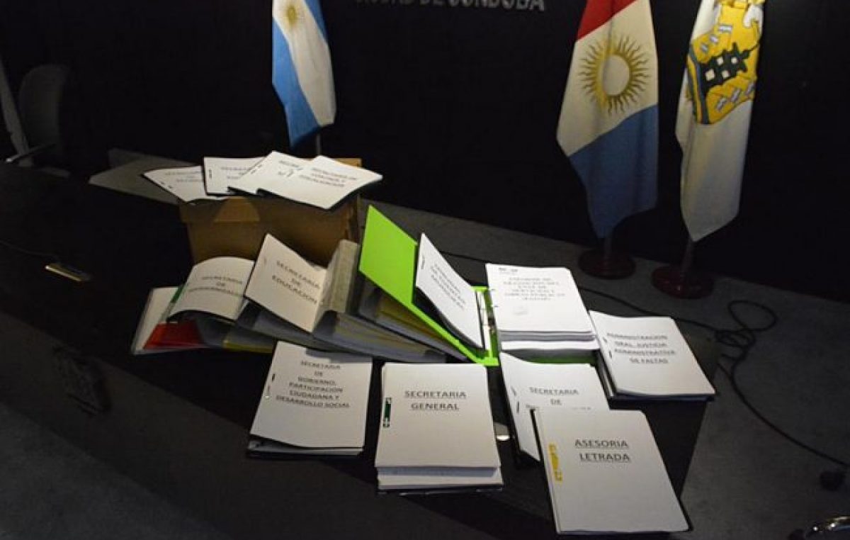 El intendente de Córdoba admite deudas a corto plazo por más de $2.000 millones