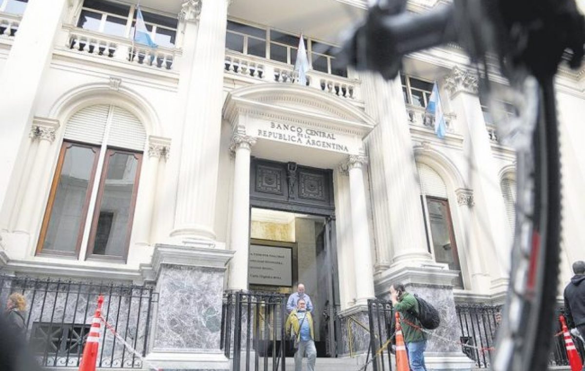 Qué hará Alberto Fernández para meter a los bancos en caja