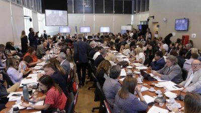 Cómo se negoció en Diputados el debate de la Ley de Solidaridad