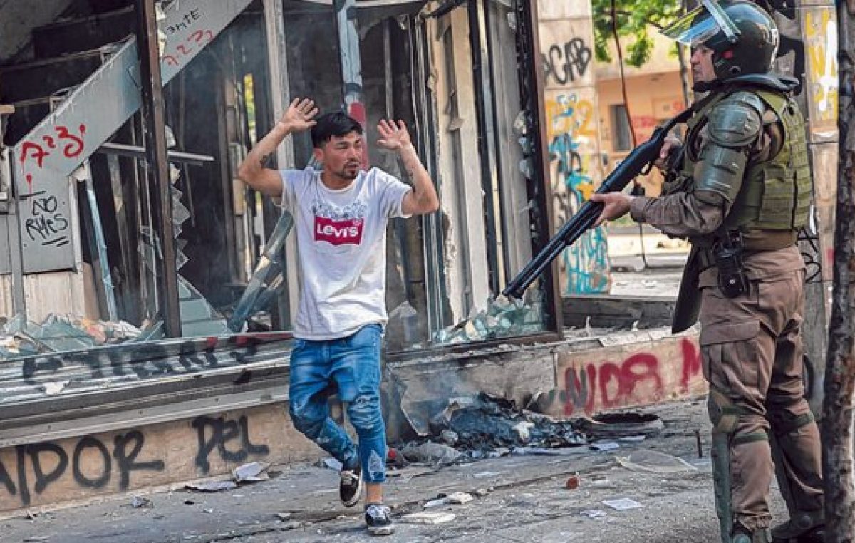 La economía chilena se contrae por efecto de la ola de protestas