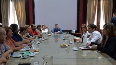 La Provincia de Buenos Aires convoca a los intendentes para salir a poner en condiciones las escuelas antes de marzo