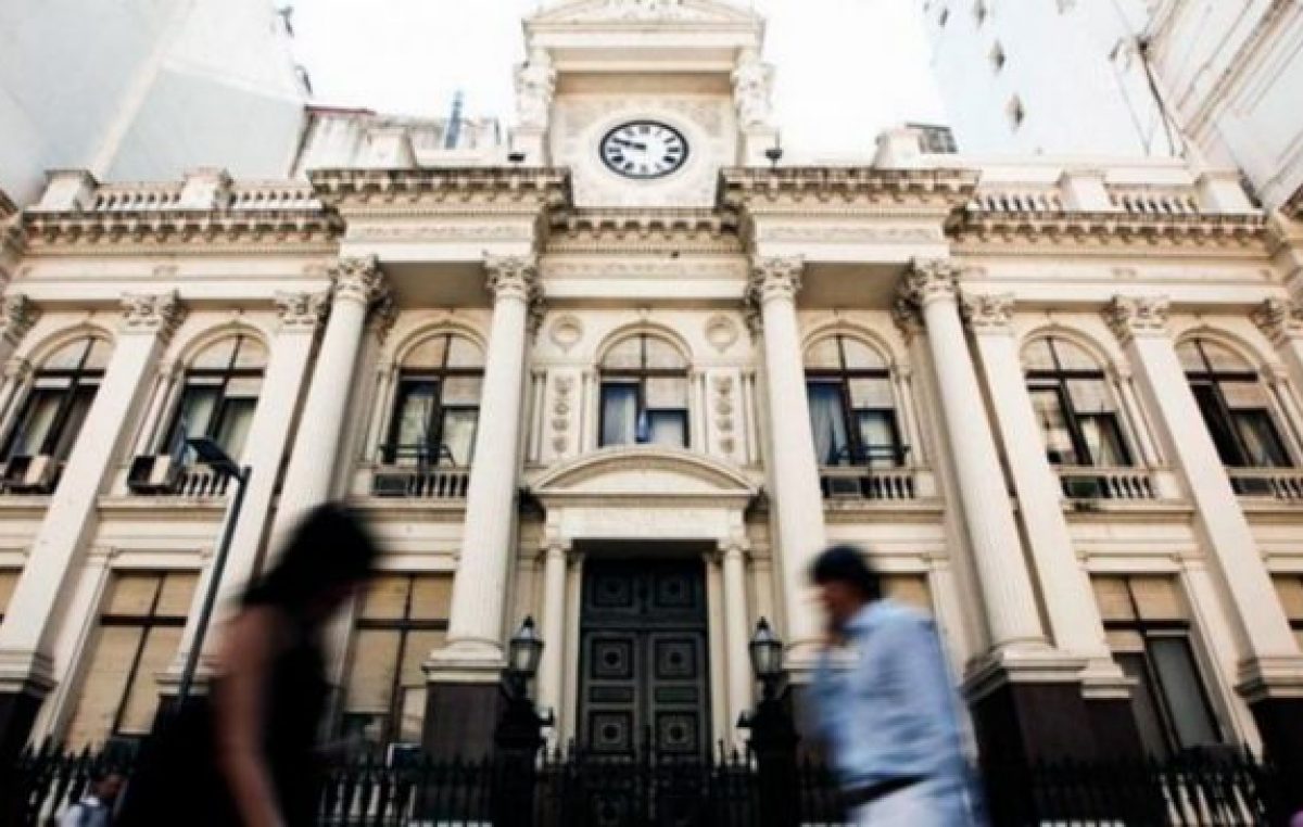 En casi 4 años, la deuda pública pasó del 52,6 al 91,6% del PBI