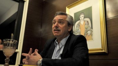 Fernández transmitió tranquilidad a los jubilados y dijo que el próximo aumento priorizará «a los que peor están»