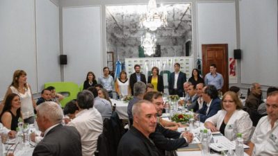Río Negro: Auxilio de $30 millones a municipios para que paguen aguinaldos