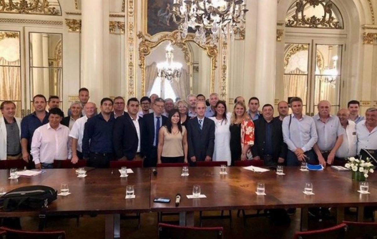Una reunión con intendentes