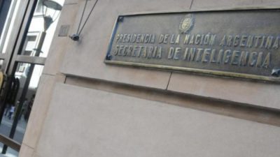 «Se pinchaban los teléfonos entre ellos», denunció Parrilli