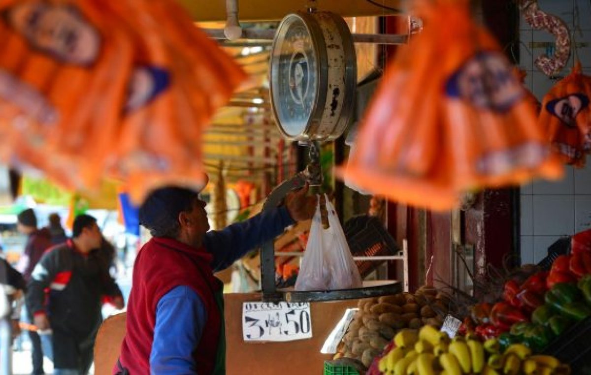 Los costos de las canastas de pobreza e indigencia subieron casi 53 por ciento en 2019