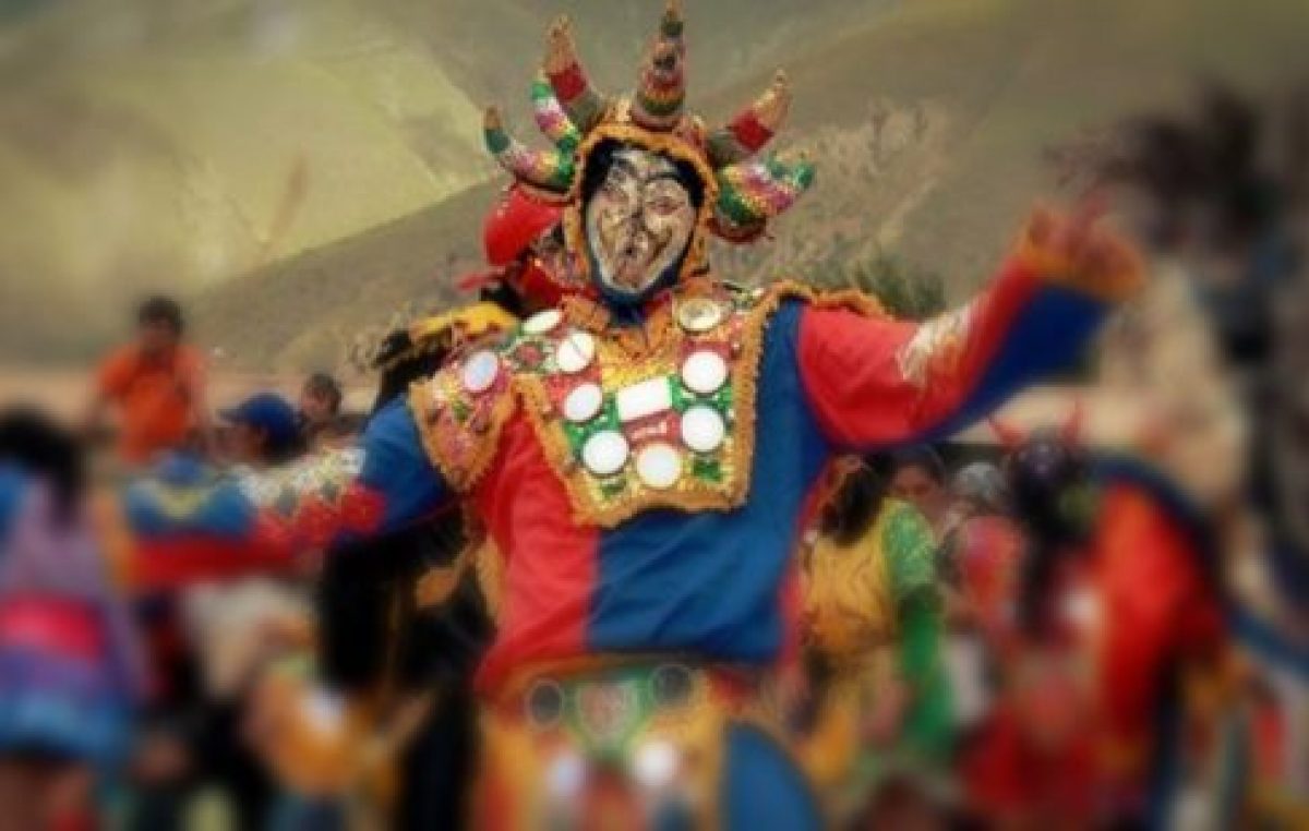 Coplas, danzas y mucha alegría en el Enero Tilcareño