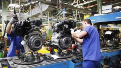 Macri se fue y dejó la industria en el subsuelo