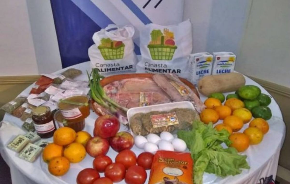 Feria de alimentos en Concordia