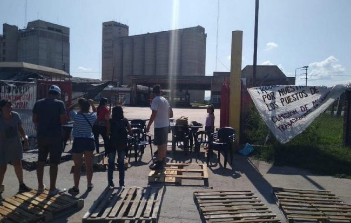 Los despedidos de Minetti salieron a la calle