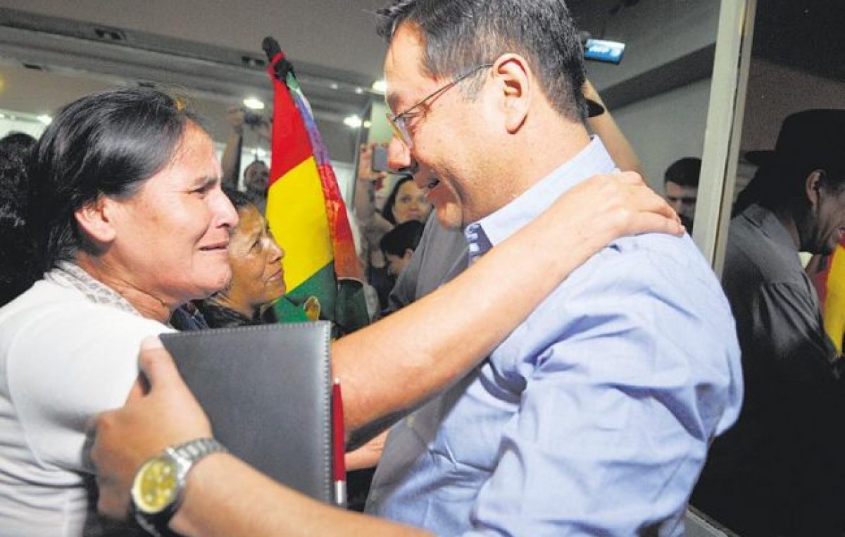 Bolivia: Luis Arce, «Somos inclusivos de la cultura de la wiphala, hay espacio para todos»