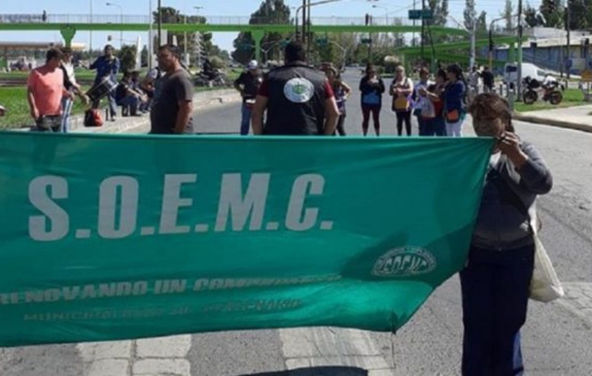 Centenario: municipales realizan dos cortes de ruta