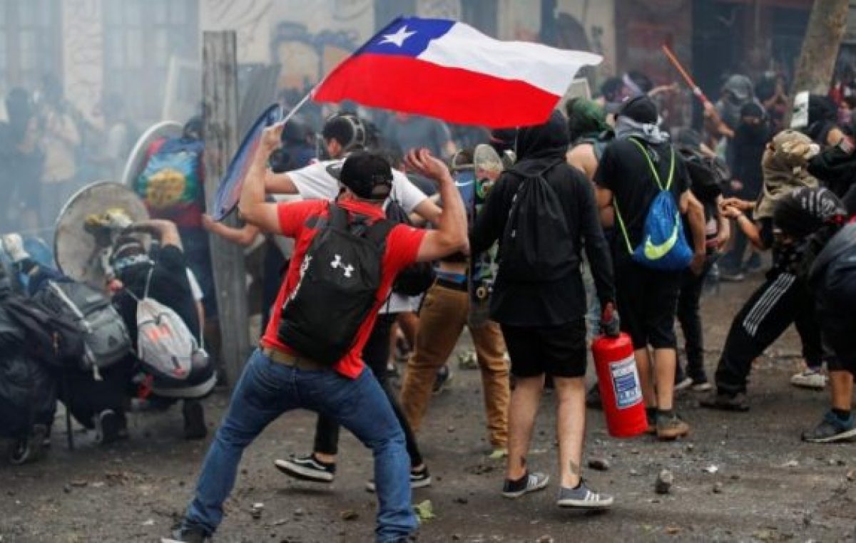 Ya son 10.000 los detenidos en Chile tras cuatro meses de protestas