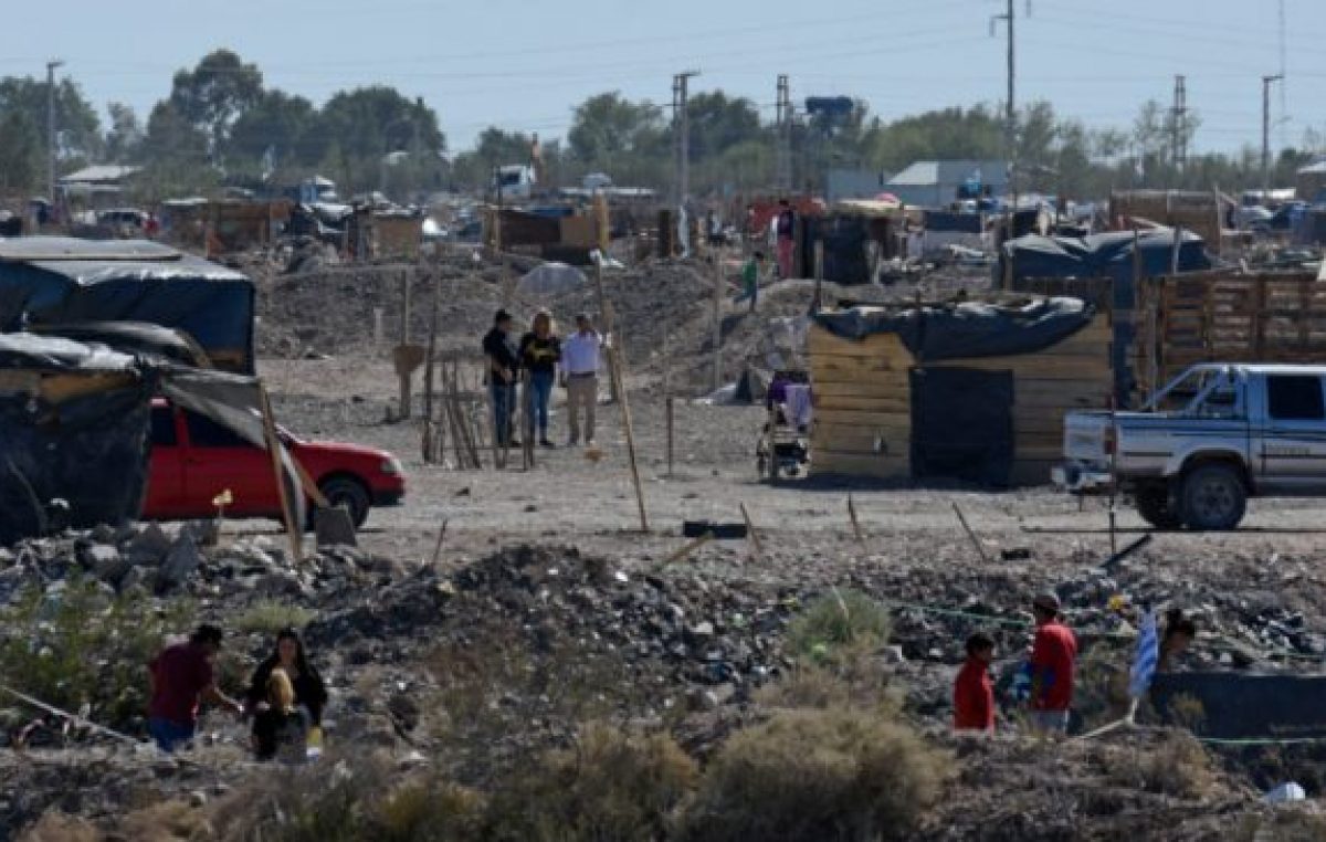 Tomas en Neuquén: avanza el relevamiento para buscarle una salida al conflicto