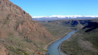 Vaca Muerta se mete en el turismo de paso en tres localidades