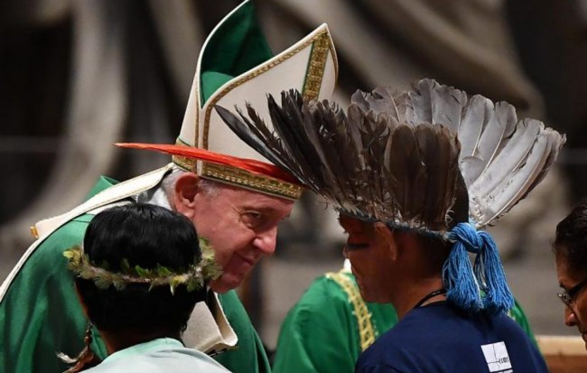 Francisco critica a explotadores del Amazonas