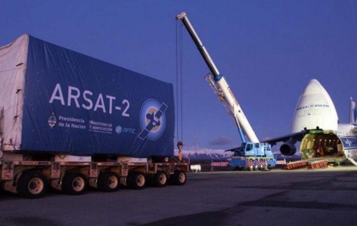 Invap construirá en Bariloche el tercer satélite Arsat