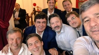 Intendentes del Conurbano estuvieron en un palco y bancaron el discurso de Alberto desde las redes