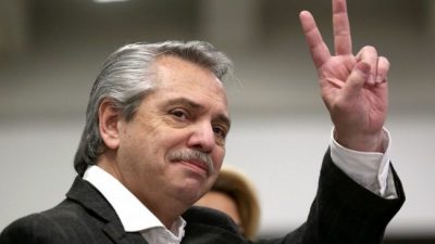 Alberto Fernández registró una imagen positiva del 58% tras el primer trimestre de gestión
