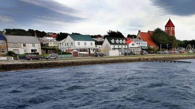 Tres medidas por Malvinas