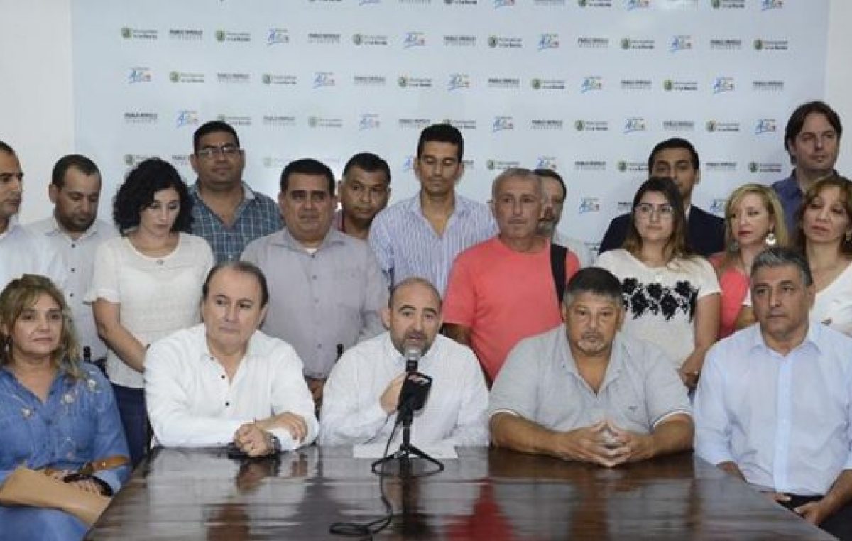 El intendente de La Banda anunció el aumento del 45% para empleados y obreros municipales