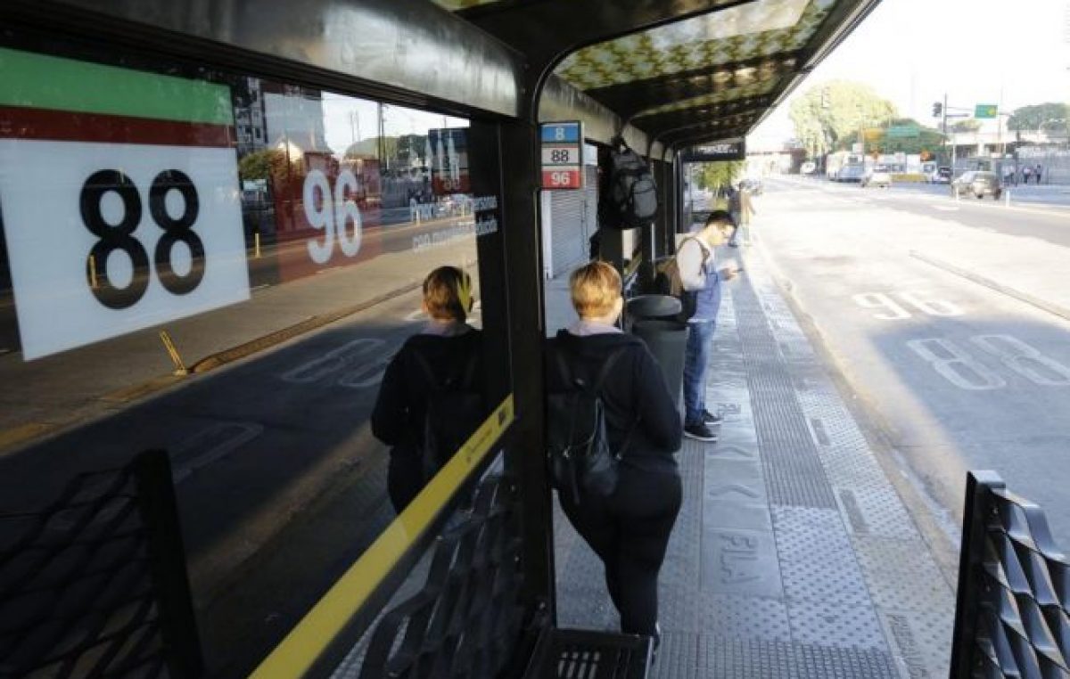 Las trabajadoras que salen a la calle en plena pandemia