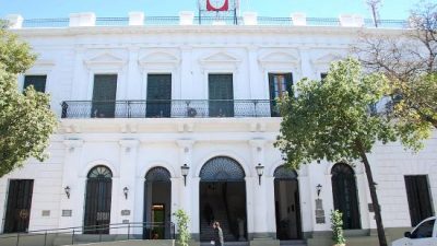 El Gobierno de Catamarca presiona a los intendentes por el control del gasto público