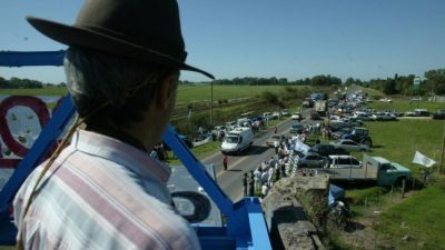 El lockout de las patronales rurales divide a la Federación Agraria
