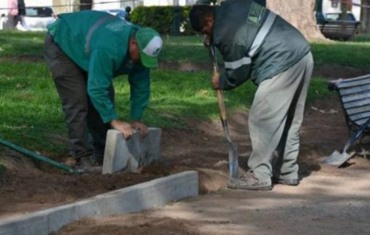 Territorio Bonaerense: Intendentes adelantan el pago de salarios a trabajadores municipales