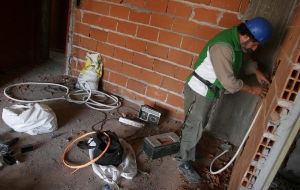 Coronavirus y pobreza: El plan del gobierno para los sectores populares que no podrán vivir recluidos 