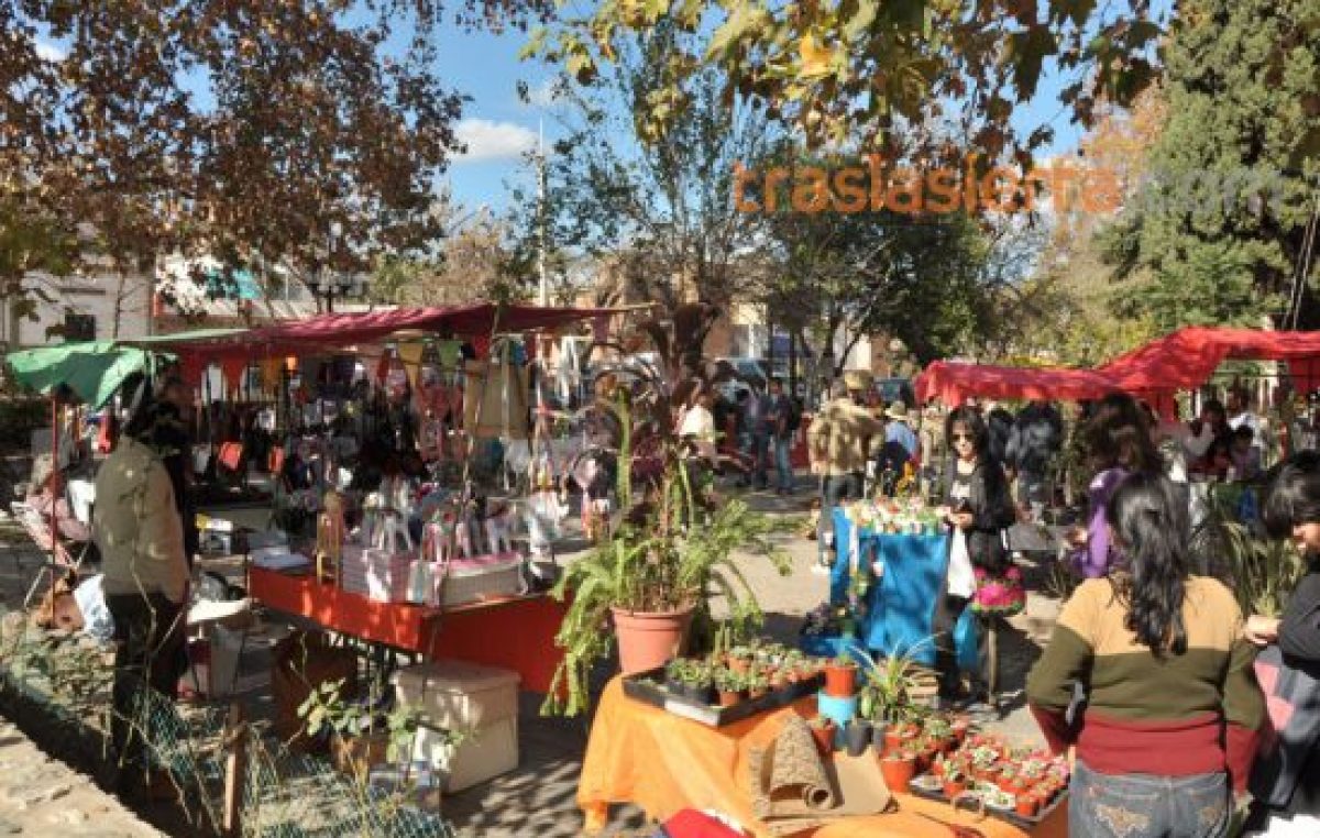 Feria de Villa de las Rosas: un clásico de Traslasierra que no podés dejar de visitar