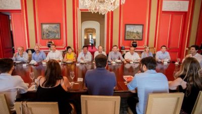 Apoyo de los intendentes del conurbano a la extensión de la cuarentena